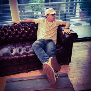 Meet your Posher, Jonathan